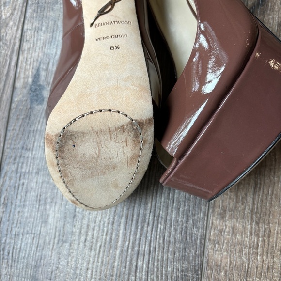 Brian Atwood Patent Leather Peep-Toe Stiletto Wine/Brown Women's Size 8.5 - Picture 9 of 12